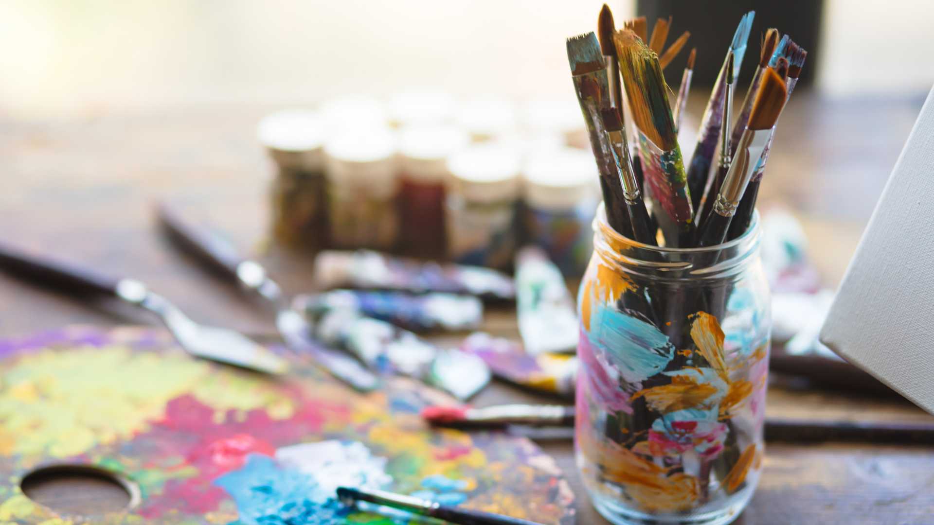 Talleres de pintura en Santander: técnicas y beneficios para todas las edades